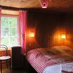 Edelweiss Mountain - 1 Hour Hike Up From Station - On Hiking Trail - No Transport Hytte Zermatt