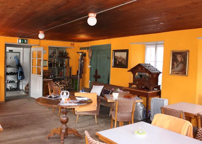 Edelweiss Mountain - 1 Hour Hike Up From Station - On Hiking Trail - No Transport Lodge Zermatt