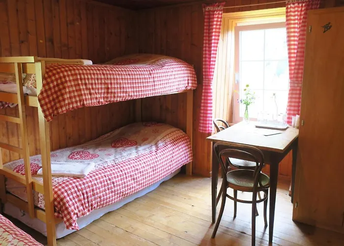 Edelweiss Mountain - 1 Hour Hike Up From Station - On Hiking Trail - No Transport Lodge Zermatt