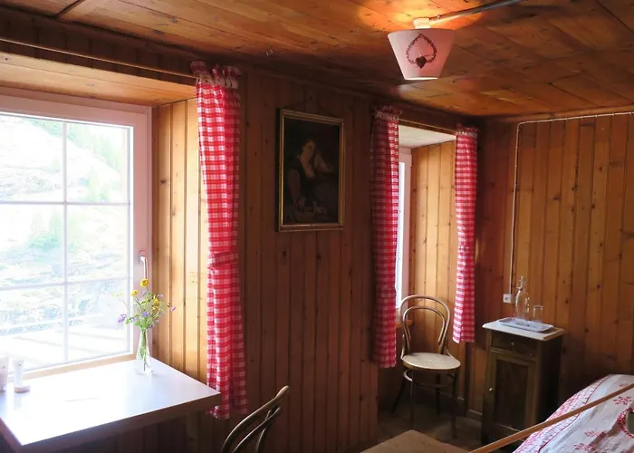 Edelweiss Mountain - 1 Hour Hike Up From Station - On Hiking Trail - No Transport *