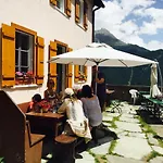 Edelweiss Mountain - 1 Hour Hike Up From Station - On Hiking Trail - No Transport * 采尔马特