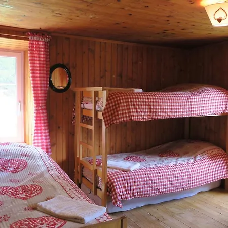 Edelweiss Mountain - 1 Hour Hike Up From Station - On Hiking Trail - No Transport Orman Evi