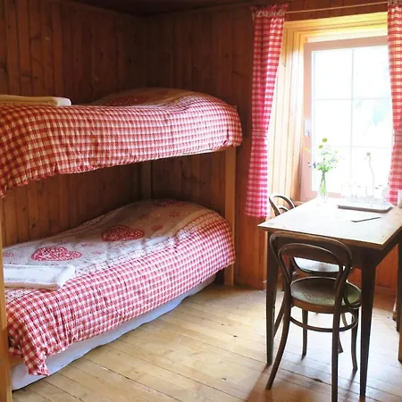 Edelweiss Mountain - 1 Hour Hike Up From Station - On Hiking Trail - No Transport Chata Zermatt